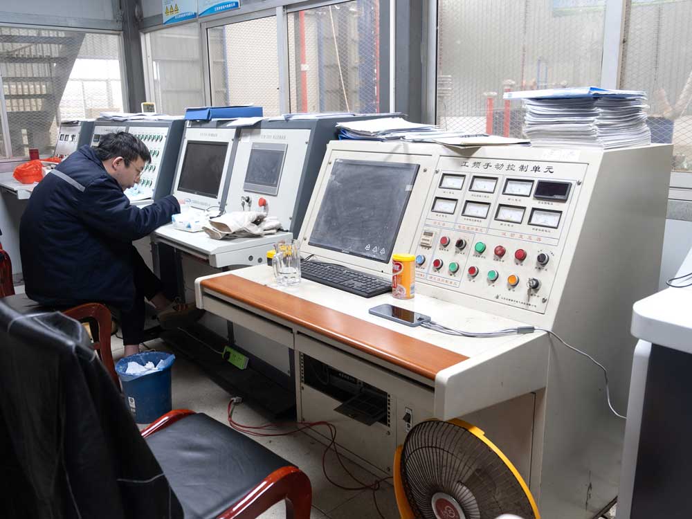 Experimental-control-room